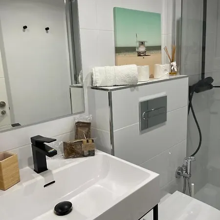 Apartment Duplex Con Encanto En Paseo Maritimo De