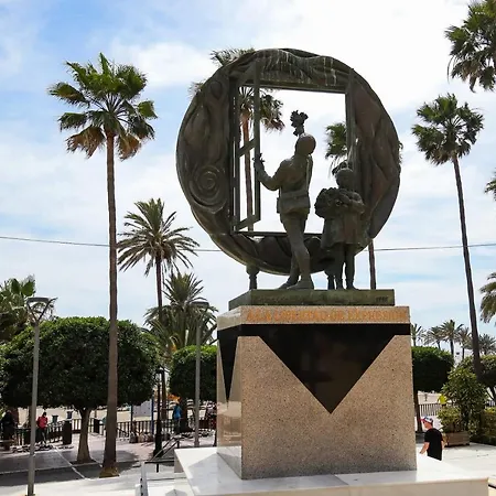 Duplex Con Encanto En Paseo Maritimo De Apartment *